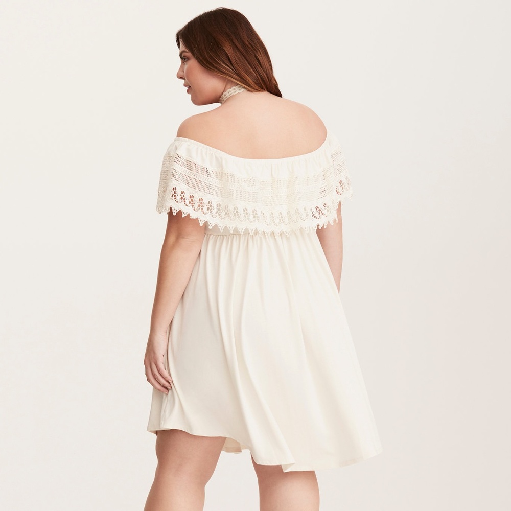 NWOT Torrid Lace Trim Off Shoulder V-Hem Dress - Picture 2 of 8
